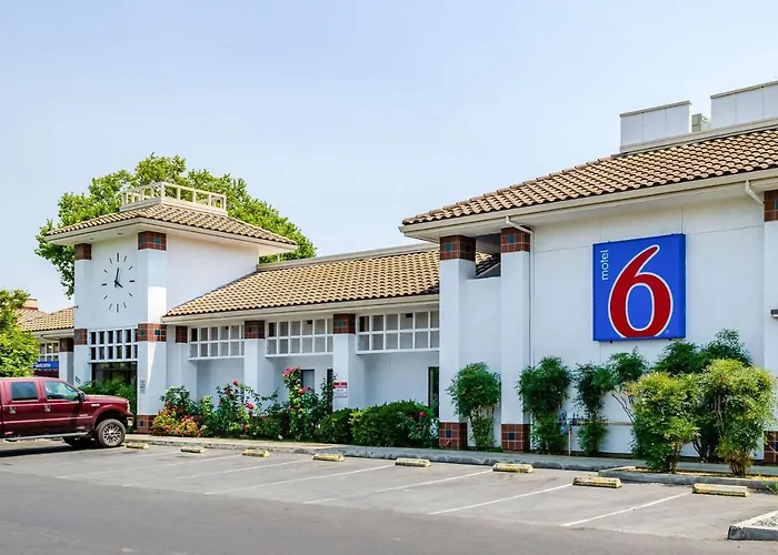 Motel 6 Oakdale, Ca