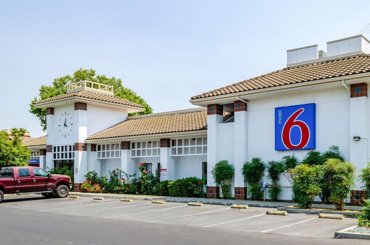 Hotel 6 Oakdale, Ca