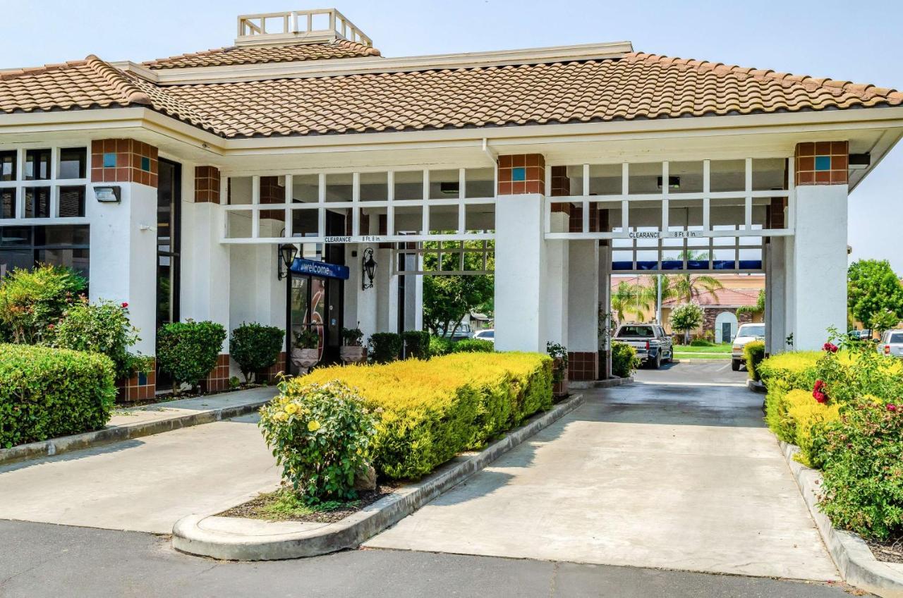 Hotel 6 Oakdale, Ca 2*